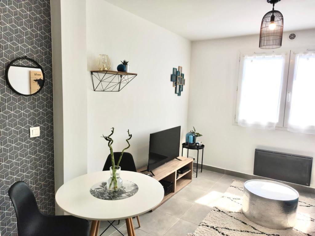 Cosy F2 A Proximite De Paris Lägenhet Savigny-sur-Orge Exteriör bild